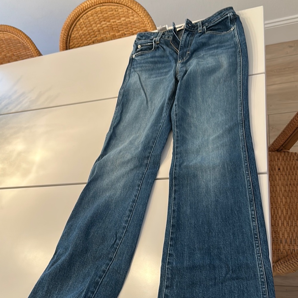 Amo high rise kick crop